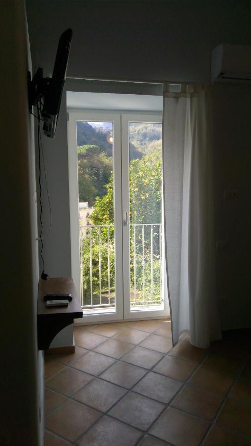 L'Antico Giardino Bed & Breakfast Vietri Екстериор снимка